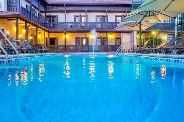 piscina pensiune ambient brasov 