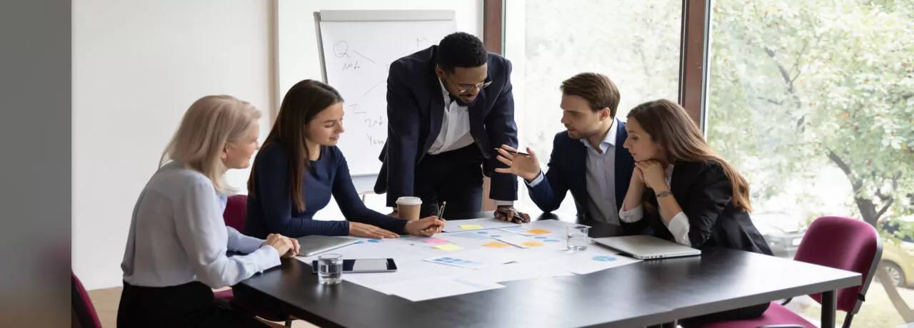 Educatia financiara - meeting - pluxee.ro 