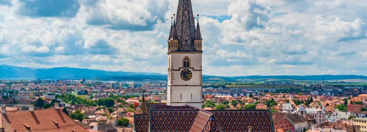 Atractii turistice Sibiu- Turnurile Cetății - pluxee.ro 