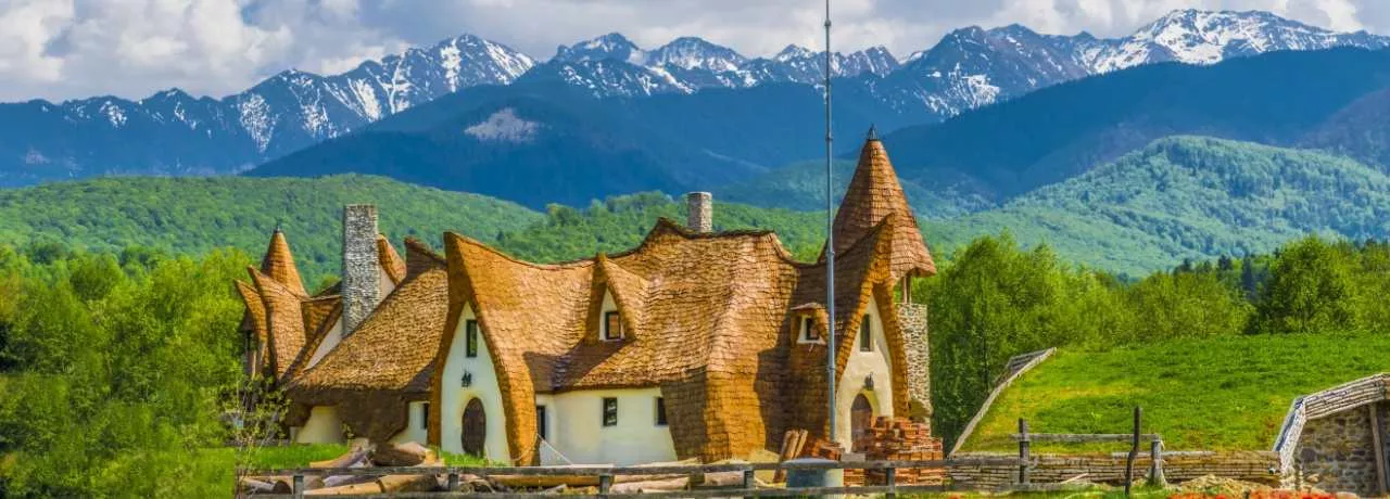Ce poti vizita in Sibiu - Castelul de Lut Valea Zânelor - pluxee.ro 