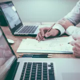 Conformitate și securitate (Confidențialitatea datelor) 