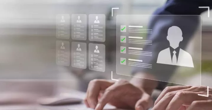 Câte zile de învoire are dreptul un angajat - barbat opereaza sistem- pluxee.ro