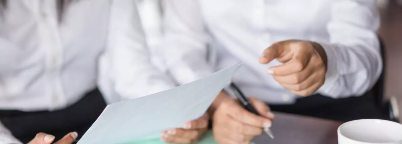 Calcul contribuții salariale CAS și CASS în România – sistemul fiscal 2025 - pluxee.ro