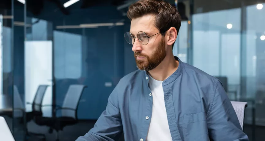 impozitare carduri vacanta