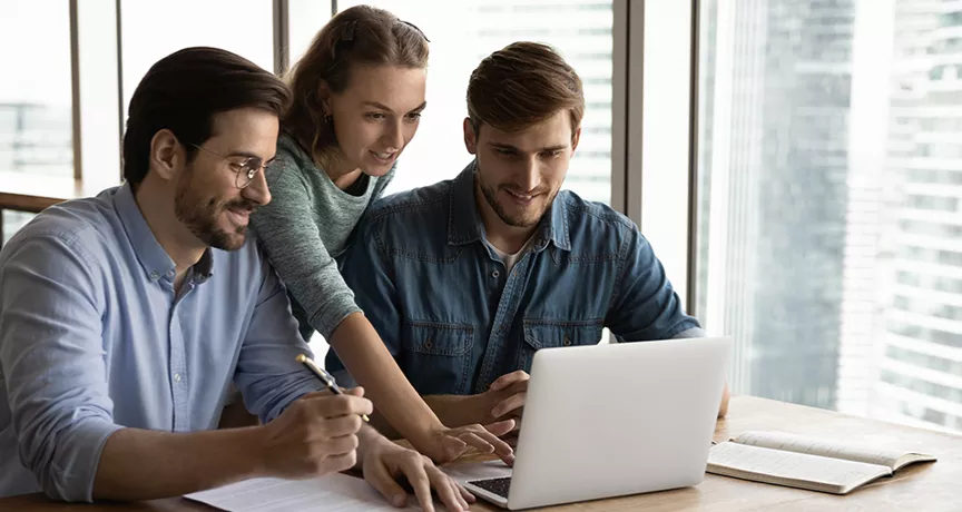 Pluxee lansează „Barometrul fericirii la locul de muncă”, primul studiu bazat pe neuroștiință care evaluează fericirea angajaților din România