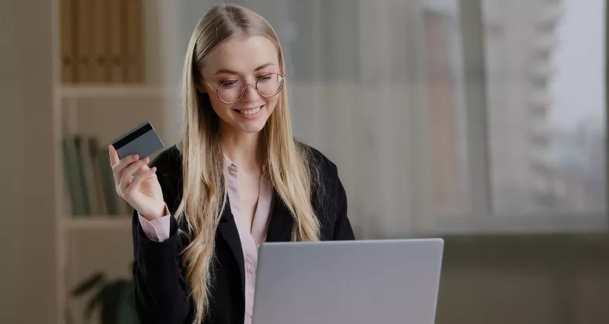 Cum se calculează valoarea totală a pachetului salarial incluzând beneficii extrasalariale- pluxee.ro