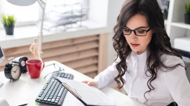 monografie contabila vouchere vacanta