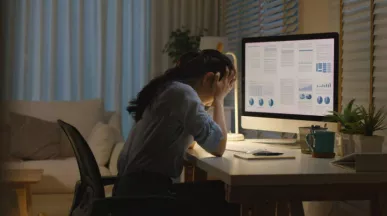 Sindrom brownout la locul de munca - pluxee.ro