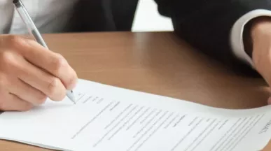 Contractul de muncă pe perioadă determinată - avantaje, dezavantaje, încetare . - pluxee.ro